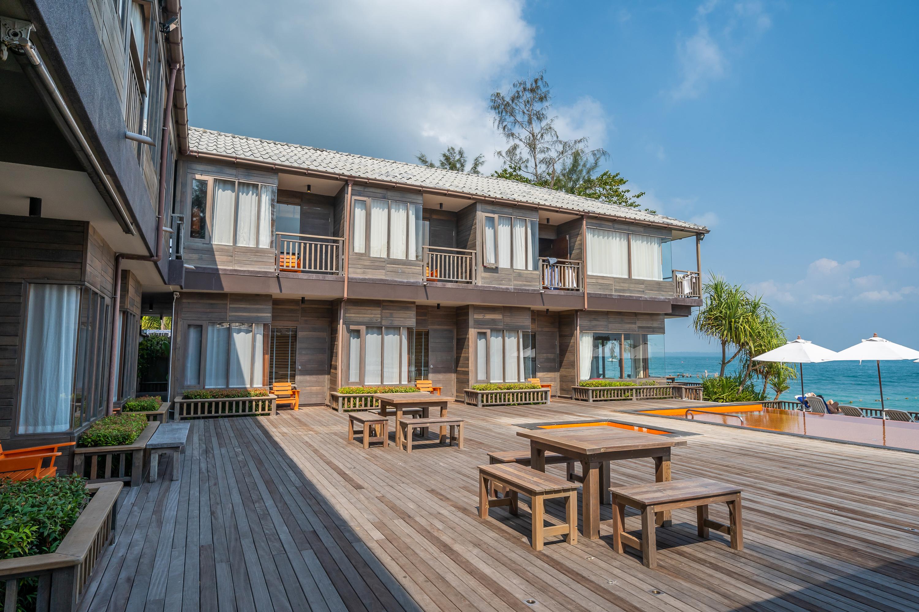 Hotel Baan Ploy Sea Koh Samet Exterior foto